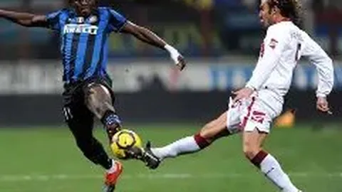 马刺团队精神获斯奈德点赞：默契协作与独特风格助力西部第五排名